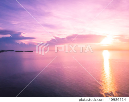 Aerial view of beautiful tropical beach and sea with palm and other tree in koh samui island 40986314
