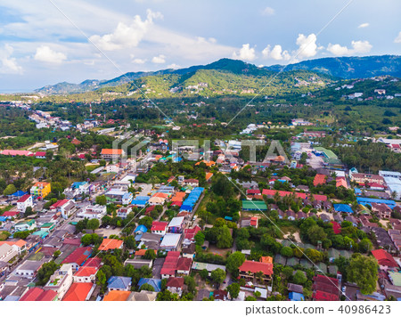 Aerial view of beautiful tropical beach and sea with palm and other tree in koh samui island 40986423