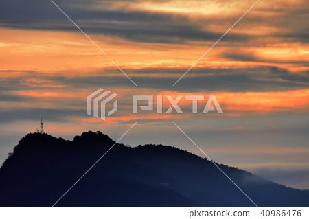 山上雲霧 新竹五峰 山上雲霧 新竹五峰 40986476