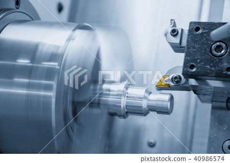 The cutting tool of CNC lathe  40986574