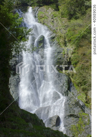 關馬瀑布 40989036