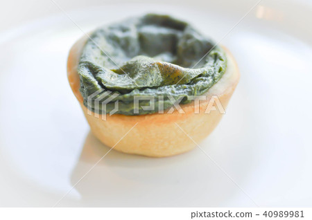 green tea pie or matcha pie 40989981