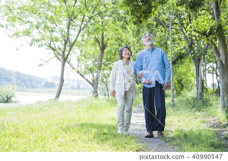 資深婦女夫婦活躍前輩 40990547