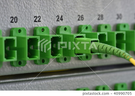 Optical distribution panels with fiber cables 40990705