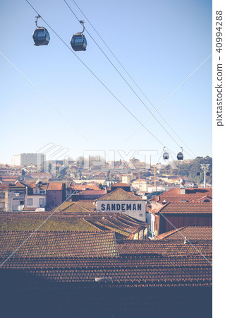 Douro river and Ribeira from roofs at Vila Nova de 40994288