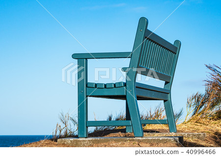 A bench on shore of the Baltic Sea 40996466