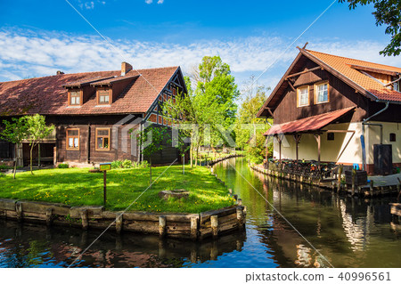 Landscape with cottages in the Spreewald area Landscape with cottages in the Spreewald area 40996561