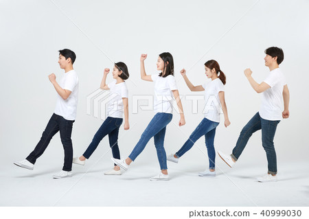 Friends, colleagues, men, women, Koreans 40999030