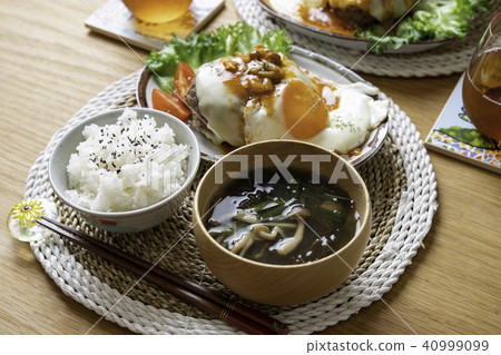 Fried fried fried hamburger steak Fried fried fried hamburger steak 40999099