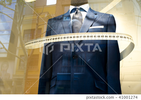 Tailors made to measure suit 41001274