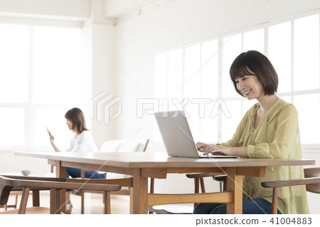 Women startup venture Women startup venture 41004883