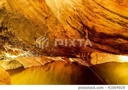 Ondal Cave, Danyang, Chungbuk Ondal Cave, Danyang, Chungbuk 41004929