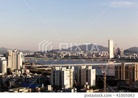 Construction site, 63 Building, Hangang Bridge, Wonhyo Bridge, Mapo Bridge, Mapo-gu, Hangang, Seoul Construction site, 63 Building, Hangang Bridge, Wonhyo Bridge, Mapo Bridge, Mapo-gu, Hangang, Seoul 41005063