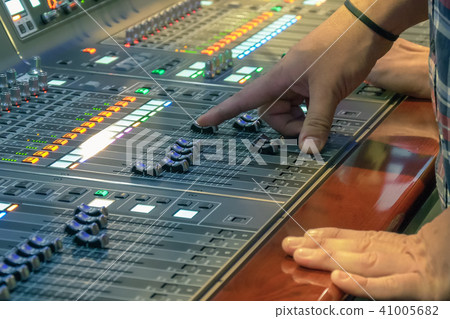 Sound control panel profeshional 41005682