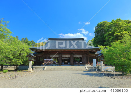 Yoshino Jingu Outer Shrine 41006100