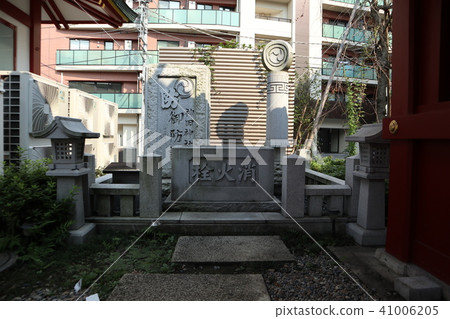 Kanda Akami fire hydrant monument Kanda Akami fire hydrant monument 41006205