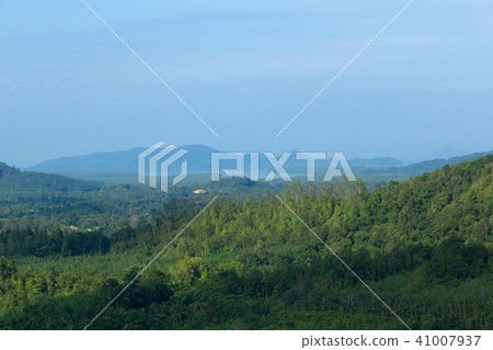 Landscape viewpoint of Grass Mountain. 41007937