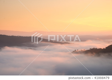 Misty mountain in morning Misty mountain in morning 41008479