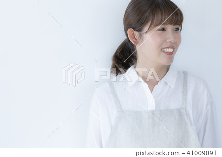 Cafe clerk staff part-time job women Cafe clerk staff part-time job women 41009091