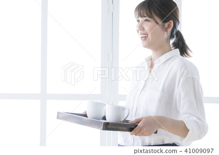 咖啡館職員兼職職業婦女 41009097