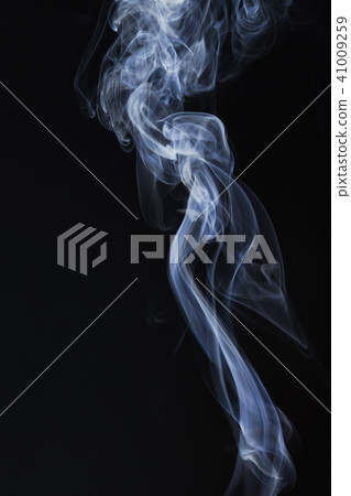 煙草煙霧 照片素材 圖片 圖庫