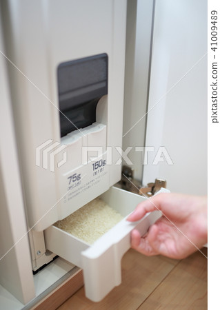 米飯（米飯米食品大廈公寓家庭副本空間廚房廚房） 41009489