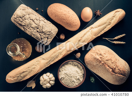 bread and bakery products on wood 41010780