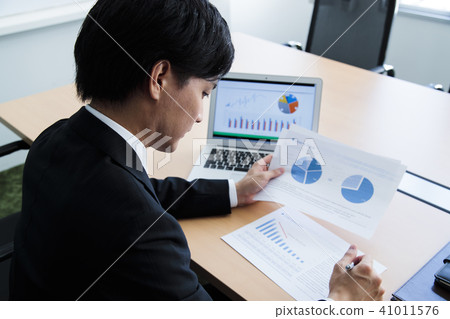 Business office Personal computer business meeting presentation Business office Personal computer business meeting presentation 41011576