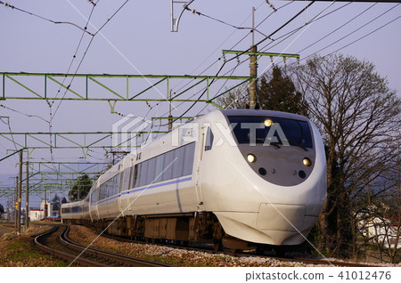 Hokuriku's Ace Express Limited 41012476