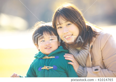 笑臉父母和孩子 笑臉父母和孩子 41014765