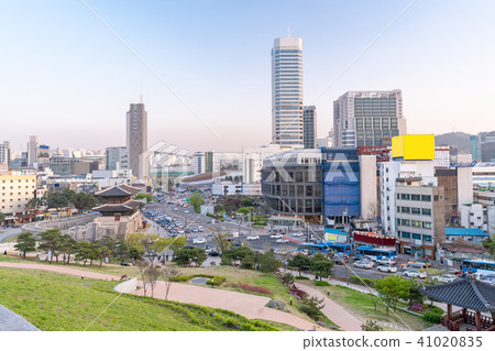 Dongdaemun gate Seoul 41020835