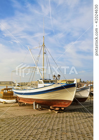Boats 41024630