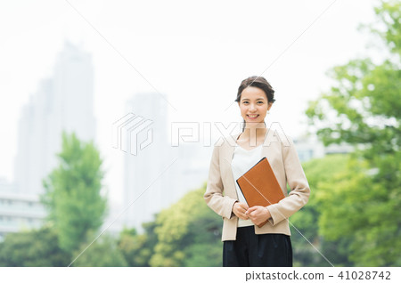商業形象(女戶外) 商業形象(女戶外) 41028742
