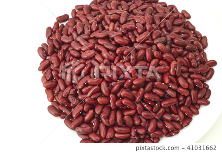 red kidney beans on the plate red kidney beans on the plate 41031662