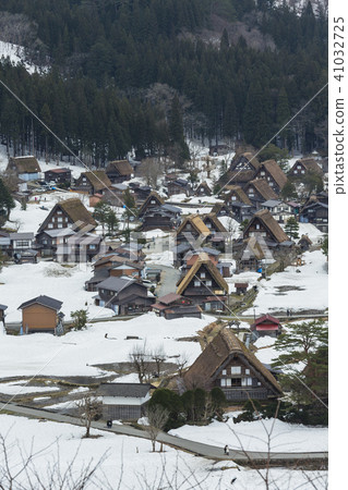 從岐阜縣machi町城遺址看白川鄉的風景 41032725