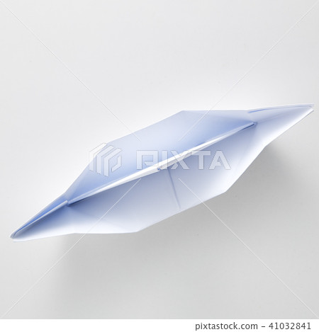 Origami paper ship on white Origami paper ship on white 41032841