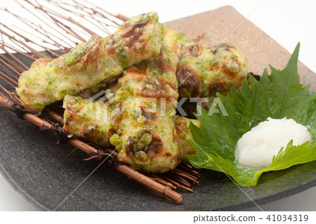 Tempura of chomeite 41034319