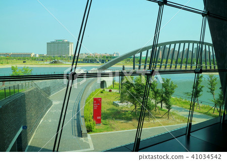 Minami Norinomiya,Sumi Bridge,Supreme Lake,台灣,嘉義,人工湖,樹,被毀的窗口,趙橋,藍天 Minami Norinomiya,Sumi Bridge,Supreme Lake,台灣,嘉義,人工湖,樹,被毀的窗口,趙橋,藍天 41034542