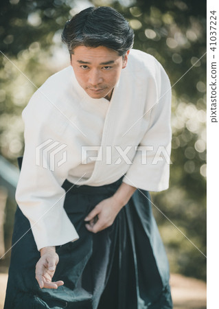 person, training, male 41037224