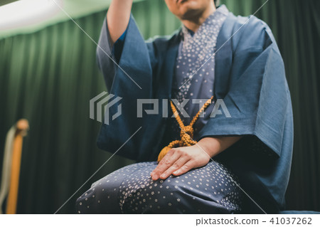 story, stage, person 41037262