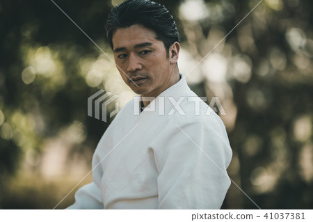 男人 男 男性 41037381