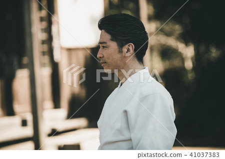 男人 男 男性 41037383