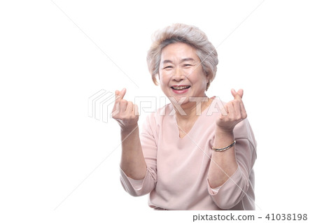 亞洲女人的面部表情，高級，中年，老人，祖母，特寫，笑，悲傷，孤獨，健康 41038198