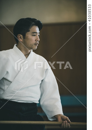 person, male, males 41038533