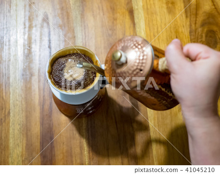 Hand coffee Hand coffee 41045210