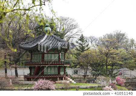 Gyeongbokgung 41051140