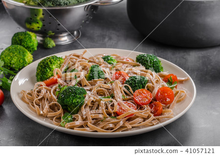 Broccoli pasta delish simple Broccoli pasta delish simple 41057121