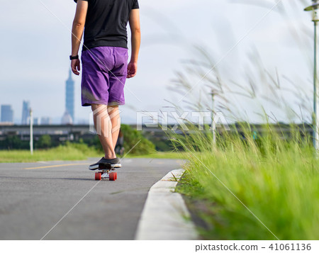 Outdoor sports 41061136