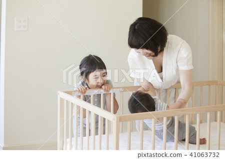 A family A family 41063732