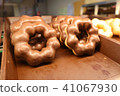 Close-up of doughnut in display at supermarket 41067930